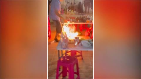 無煙烤肉成惡夢！疑踢倒瓦斯罐釀氣爆　祖孫倆三度燒傷