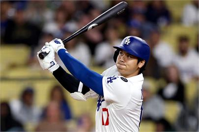 MLB(影)／大谷翔平綠牆獵轟！芬威挑戰大聯盟連8場全壘打紀錄