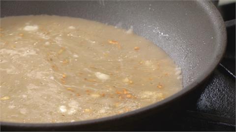 義式料理配自製酸白菜　義大利麵散發淡淡酸香