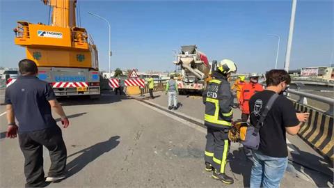 三兄弟出遊！雙胞胎弟車禍1死1傷　哥全程目睹悲痛到「說不出話」