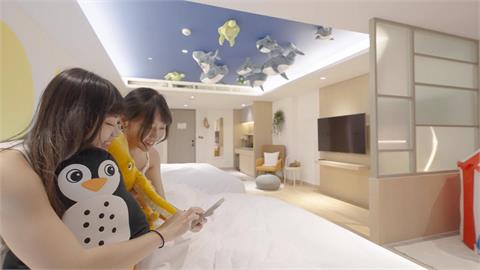 旅宿飯店瞄準年輕族群　北歐家具代表性玩偶藍鯊融入裝潢