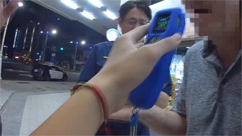 兩週前才幫忙抓酒駕犯　加拿大男子酒駕被逮