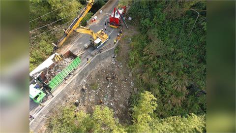 快新聞／檢方要辦了！高雄月世界竟淪垃圾山　環保局追查曝「這地區」棄置