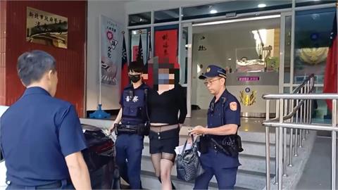女乘客沒錢付車資運將報警　按壓指紋揭「男兒身」通緝犯