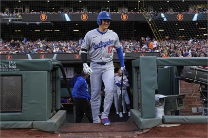 MLB(影)／大谷炸裂本季第32轟無用　道奇不敵世仇巨人陷7連敗惡夢