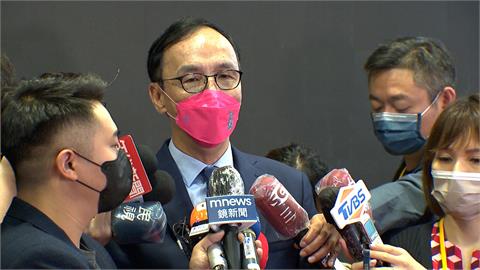 隨行幕僚也確診！朱立倫痛批政府防疫不作為
