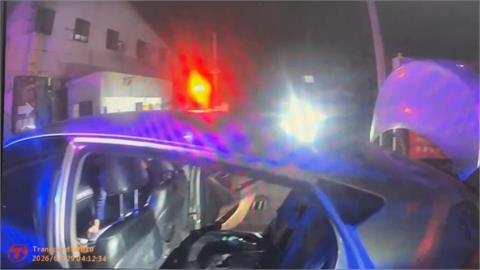 雲林警攔查可疑車輛　意外查獲兩名竊盜通緝犯