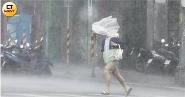 「颱風假」新標準7月上路！　氣象署增「1依據」影響停班課決策