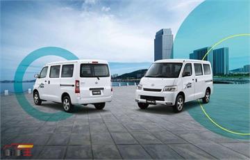 雲河灰新色同步登場　Toyota Town Ace 自排廂型車新增 BSM 盲點偵測與 RCTA 系