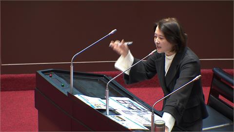 藍稱卓揆赴日未見官員「穿小鞋」　謝志偉：中跳腳反應已給答案