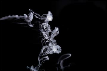 電子煙致肺疾...美國正式指出與「這添加物」有關