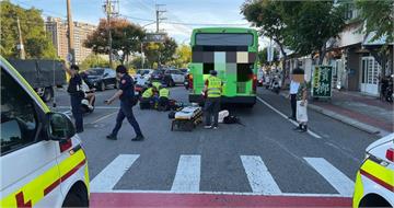 又是行人地獄！老翁斑馬線上遭客運撞死　兒泣訴：撞到人車子還不停