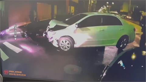 酒駕心虛！台南轎車違規遭攔　加速逃逸自撞民宅