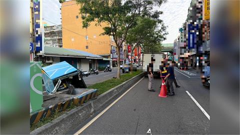 小貨車衝分隔島「撞飛變電箱」　釀北市１９１戶大停電台電搶修
