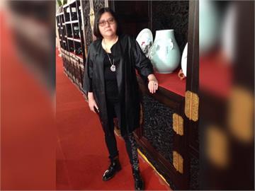藍心湄拭淚走出靈堂 叮嚀邱媽媽「為這事」去夢裡嚇邱瓈寬
