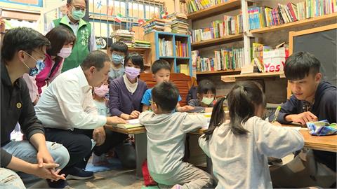 返鄉青年創螢火蟲書屋 提供在地學童課後輔導