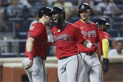 MLB(影)／超神勇！「單局海灌9分」炸裂逆轉大滿貫勇士全隊嗨翻