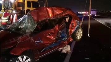 高速公路3車追撞釀2死 女童慘壓車底亡