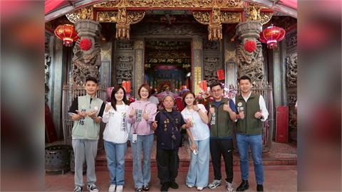 快新聞／卓冠廷率「雙北祈福隊」赴拱天宮刈火！盼年底選戰順利