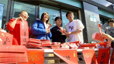 蔡壁如壓線登記爭黨魁　吳靜怡大讚：完美示範真正「釘孤枝」