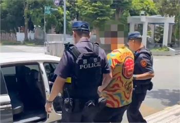 要不要叫警備車？　關心路倒醉友自報身分竟是通緝犯