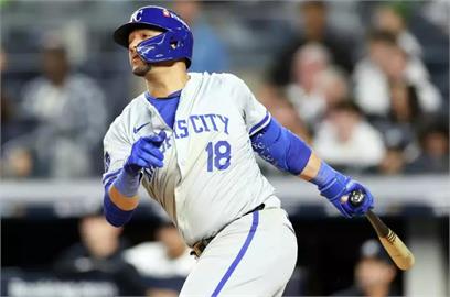 MLB／40歲前美聯打擊王油箱還有油！　隊內練習砲轟教士強投