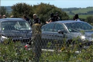 法6名反恐士兵遭汽車衝撞  警匪追逐逮嫌犯
