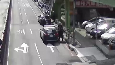 超速車牌被扣！男子買假牌掛開上路　警方秒識破