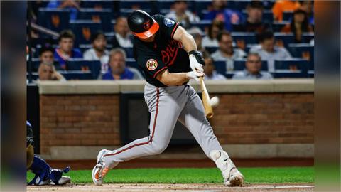 MLB(影)／「北極熊」再度砲轟老東家！大都會主場球迷挺對手奇特現象令人稱奇