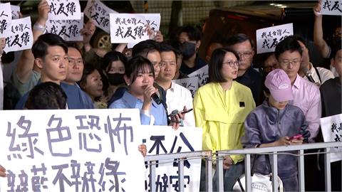藍青年推罷免涉違法交保　吳崢曝朱立倫「神隱」：陷害年輕人