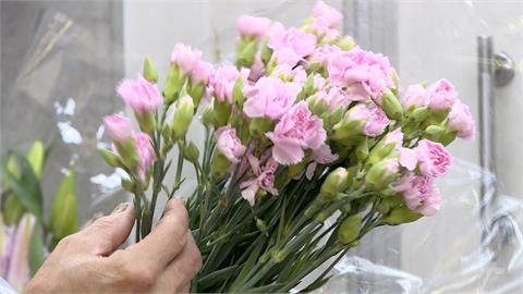 迎接母親節！台北花市湧人潮　「花藝展區」玩創意搶攻媽媽的心