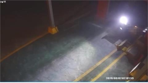 無照毒駕！花蓮玉里男開車失控　「撞進加油站」　洗車設備遭撞毀