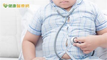 研究：兒少高血壓20年翻倍！不健康飲食與肥胖成主因　家長留意3點助改善