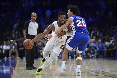 NBA(影)／騎士不知輸球的感覺！米契爾準大三元　率隊取得13連勝