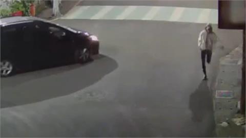 助陣討債變內鬨！不滿女友被推擠　豬隊友竟「倒戈」持刀捅友