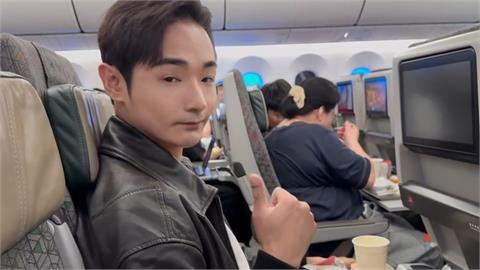 八炯突搭機離台喊珍重再見！機組人員急送「超暖問候」他撐不住：要感動死誰