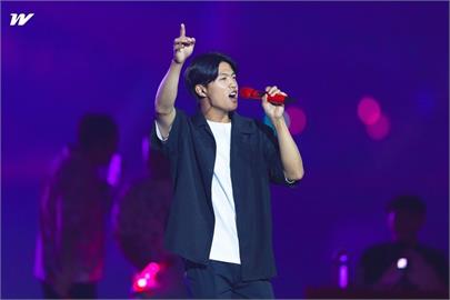 劉俊緯唱國台語老歌組曲炒氣氛　讚林智勝有放感情