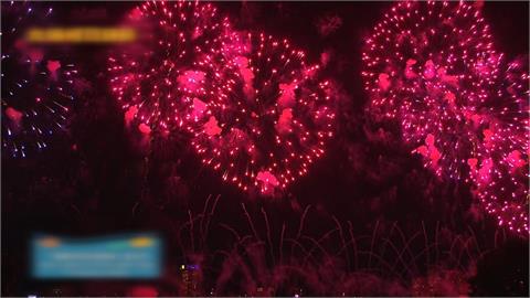 超浪漫！大稻埕夏日節壓軸登場　480秒煙火點亮台北夜空