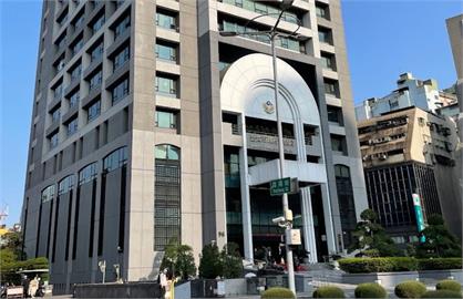 快新聞／北市大安、信義分局連環爆偷拍案　色警遭撤職法辦