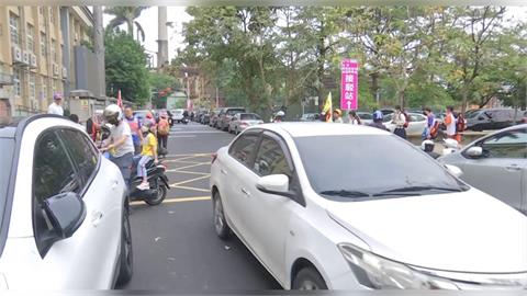 香燈腳塞爆北港！家長接送大作戰　揚子中學校長帶准考證祈福