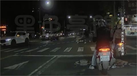 高雄街頭鬥毆！　男子買車不付款偷開走遭對方叫人圍堵