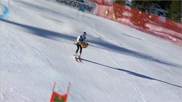 瑞典奧運金牌滑雪好手引退 著傳統服裝提麵包籃告別