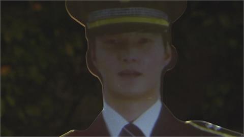 南韓公園草叢驚現人影　警方為嚇阻犯罪投影