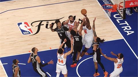 NBA(影)／紐約太瘋狂了！OG「致勝補籃」正式訂「阿努諾比感謝日」