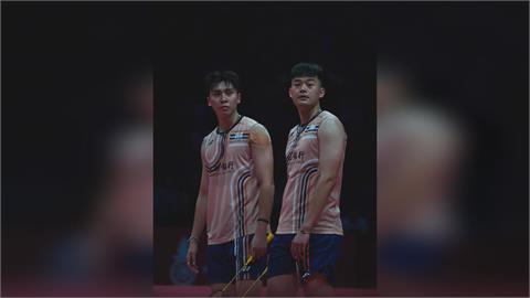 羽球／拚到滑倒邱相榤帶傷奮戰仍惜敗！王齊麟不滿：場地不改善超危險還不給「噴」