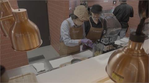 快新聞／國民黨「棄單」庇護工場？蔡英文現身力挺：別只在節慶才想到