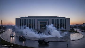 土耳其政壇動盪！鎮暴警察射催淚彈強攻最大反對黨總部