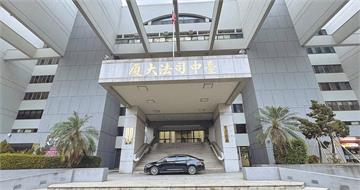 幫巡佐學長「白單改紅單」省200元涉貪　台中女警遭停職淪麥當勞打工