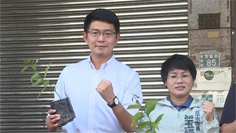 民進黨「台中第六選區」3人拚初選　「彰化第二選區」邱建富棄選！全力挺黃秀芳