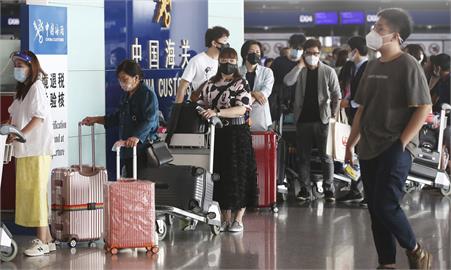 快新聞／中國染疫人數大增！　日本宣佈12/30起自中國入境旅客須篩檢